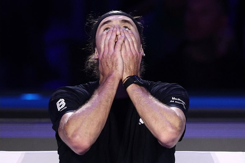 Борис Бекер: Александър Зверев блокира психически; самият тенисист признава, че може да има нужда от терапия