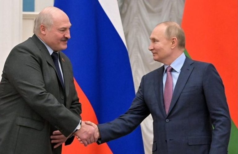 Путин и Лукашенко обсъдиха нов енергоблок на АЕЦ и отбраната преди ключовите срещи на ОДКС и ОНД