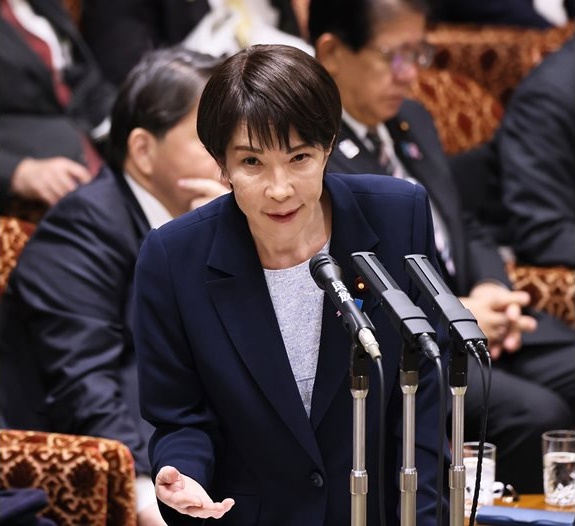 Япония заплашва Китай с военна сила: Проучване на CGTN показва международна критика към Санае Такаичи