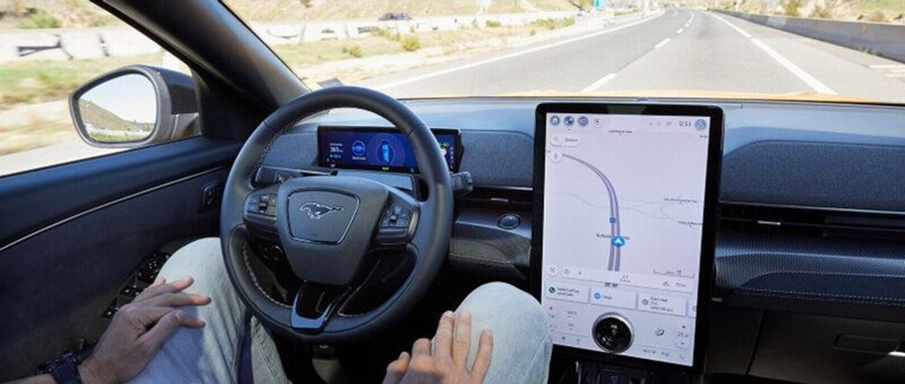 Ford разширява BlueCruise в Европа: Автономно шофиране без ръце идва срещу абонамент