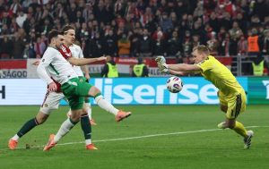 Трой Парът с епичен хеттрик в 96-ата минута прати Ирландия на бараж за Световното