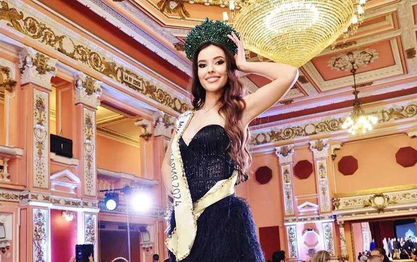 30 красавици влизат в битка за короната на "Мис България" във Военния клуб