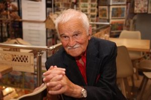 Дочо Шипковенски: Българинът, работил за IBM и създал 1300-годишната