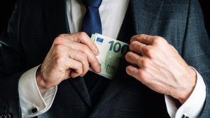 РАИ: България е новият данъчен рай на Европа – разкрита е фабрика за кухи фирми