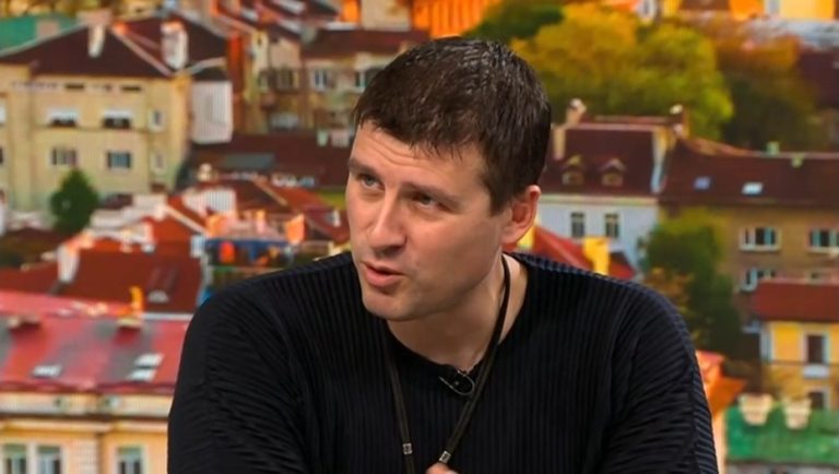Ивелин Михайлов благодари на полицаите след акцията на КПК