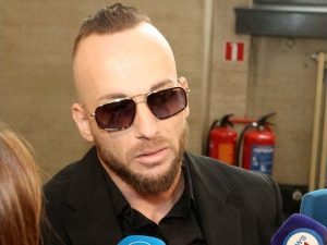 Гръцкият модел Анастасиос Михайлидис е пуснат под гаранция след гей партитата с д-р Хасърджиев