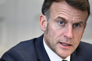 Макрон ще призове Си Цзинпин за прекратяване на огъня в Украйна и сдържаност за Тайван