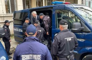 Кметът на Варна Благомир Коцев излиза на свобода срещу 200 000 лв. гаранция, събрана чрез дарения