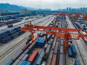 Над 120 000 товарни влака свързват Китай и Европа: Търговия за над $490 млрд.