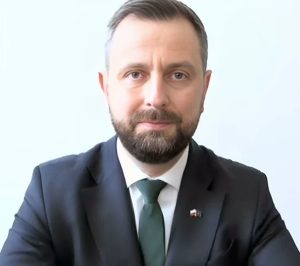 Полша поиска 43,7 млрд. евро от ЕС за превъоръжаване и укрепване на границите