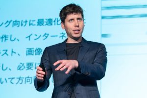 Джони Айв и Сам Алтман за първи път разкриват детайли за своя AI прототип