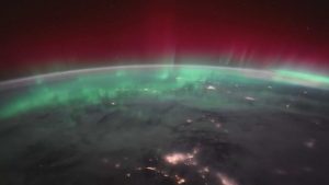 МКС засне спиращи дъха северни сияния над Северна Америка