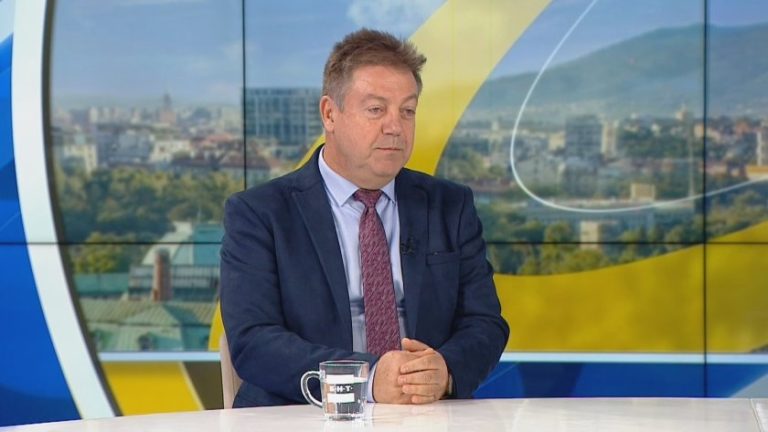 Д-р Маджаров от БЛС: Не делим лекарите на млади и възрастни, бюджетът за 2025 г. застрашава болниците Д-р Маджаров от БЛС: Не делим лекарите на млади и възрастни, бюджетът за 2025 г. застрашава болниците