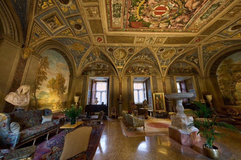 Дворецът "Колона": Най-дискретният шедьовър на Рим, временно с ограничен достъп заради реставрация