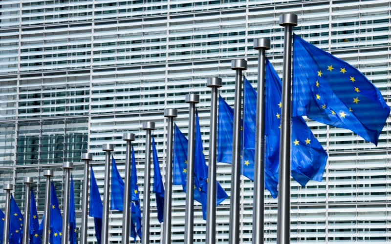 Европейският парламент призовава трима български министри и председателя на КПКОНПИ на закрито изслушване за върховенството на закона