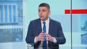 Ивайло Мирчев: Бюджетът е война срещу средната класа, води до дългова спирала