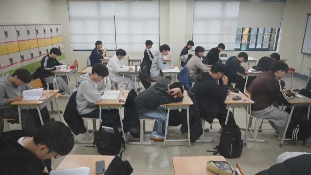 Национален покой за CSAT: Южна Корея спира полети заради 8-часов изпитен маратон