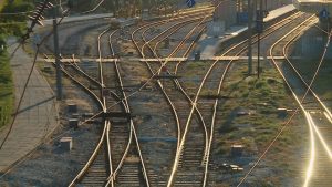 ЖП възел Пловдив: Караджов инспектира проекта за над 298 млн. лева, включващ пробив под Централна гара