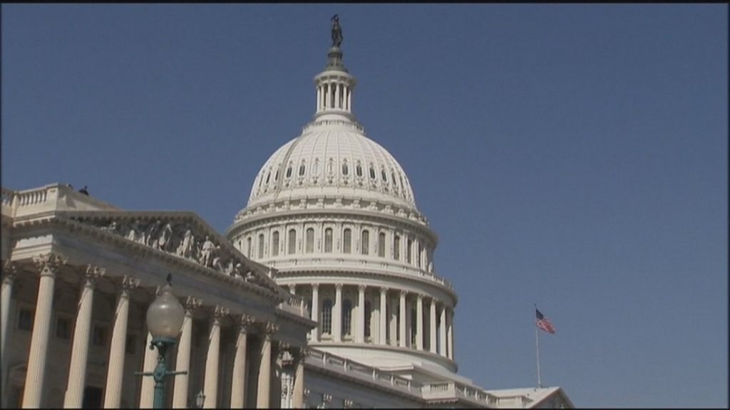 Сенатът на САЩ сложи край на историческата бюджетна парализа след 41 дни блокада