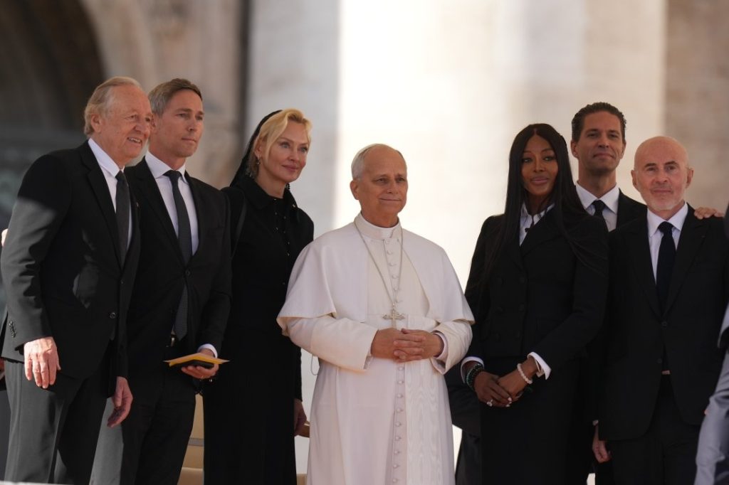 Наоми Кембъл се срещна с папа Лъв XIV във Ватикана на 12 ноември