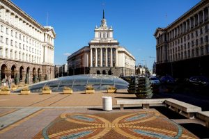 Обрат: Управляващите изтеглят проектобюджета за 2026 г. след протести