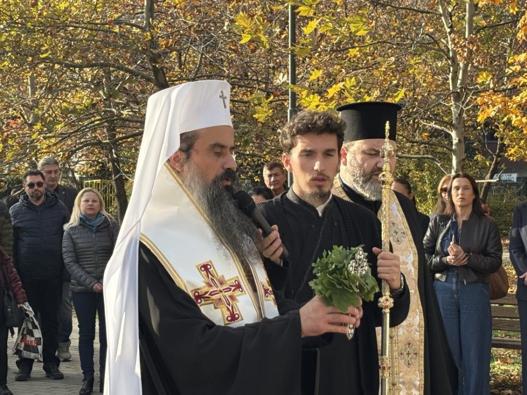 Патриарх Даниил отслужи водосвет за „Св. Пимен Зографски“: Първият храм в столичния „Изгрев“ е пред завършване