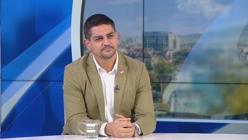 Радостин Василев: Ивелин Михайлов е мошеник, „Величие“ е престъпна група