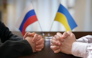 Москва обяви готовност за възобновяване на преговорите с Киев в Истанбул, Умеров вече е в Турция