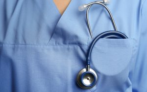 Фелдшерът, нападнат в Краводер, ще съди агресора; БСЛАФ настоява за спешни мерки срещу насилието