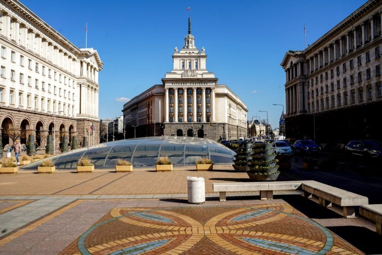 Напрежение в Народното събрание: Бюджет 2026, концесията на тотото и „Лукойл“ разпалиха дебати Напрежение в Народното събрание: Бюджет 2026, концесията на тотото и „Лукойл“ разпалиха дебати