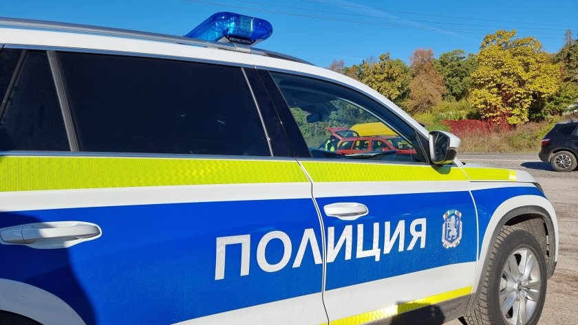 Жена загина при тежка катастрофа край Ямбол, двама ранени в реанимация