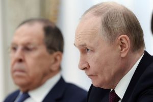 Кремъл категорично отрича разрив между Путин и Лавров на фона на провалената среща с Тръмп