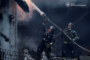 Украйна е изправена пред енергиен колапс: Производството е „на нула“ след масирани руски удари