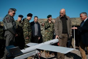 Гърция демонстрира рояци бойни дронове и роботи край Александруполис в най-голямото си военно учение досега