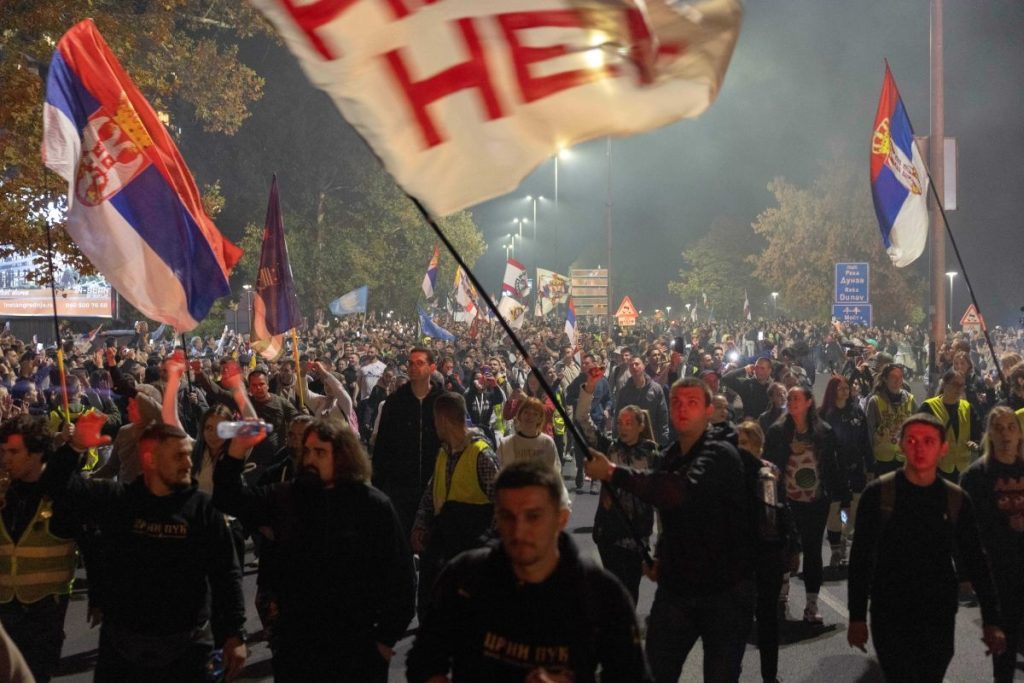 Година след трагедията в Нови Сад: Студентски протести разтърсват Сърбия