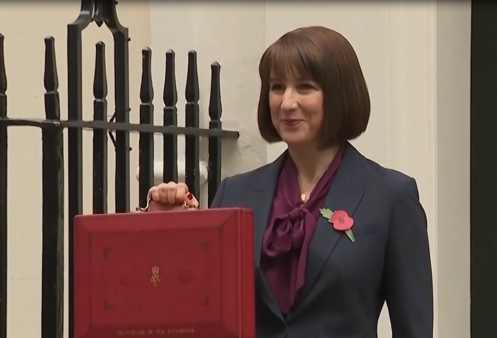 Рейчъл Рийвс представя бюджет с най-голямо увеличение на данъците във Великобритания от 325 години