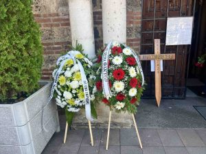 Последно сбогом с Иван Тенев: Журналистът и автор на над 400 песни беше изпратен от близки и колеги