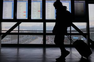 Исторически блокаж в САЩ: Авиационна криза, заплахи за 'Ядрена опция' и спрени социални помощи