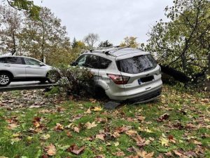 Карнобатлия, дрогиран с амфетамини и два пъти без книжка, предизвика зрелищна катастрофа в Бургас
