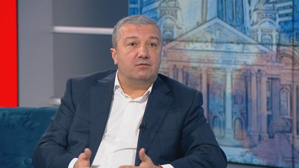 Драгомир Стойнев: Без спешни мерки животът на „Лукойл“ ще замре на 21 ноември