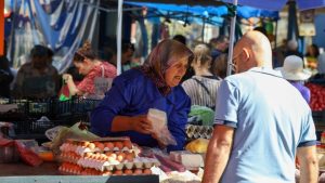 Годишната инфлация спада до 5.3% през октомври, но остава сред най-високите в еврозоната
