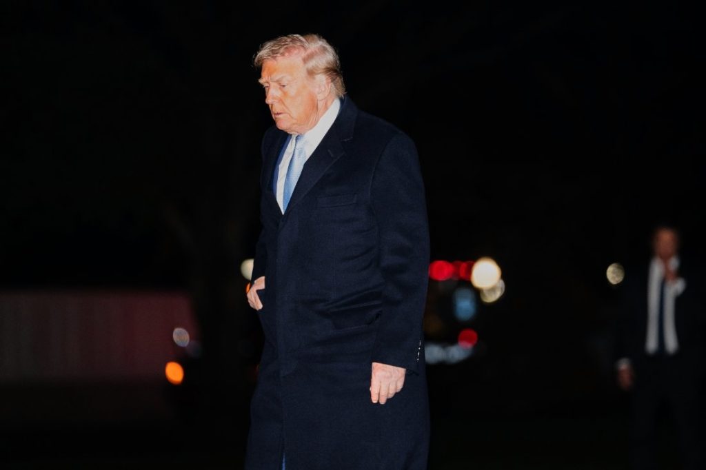 Тръмп одобри план от 28 точки за мир в Украйна, Зеленски призова САЩ да останат силни