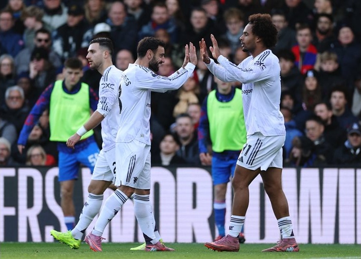 Бруно Фернандеш надмина Скоулс по асистенции за Юнайтед