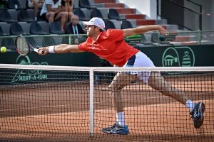 Александър Донски достигна рекордното 120-о място в света на двойки