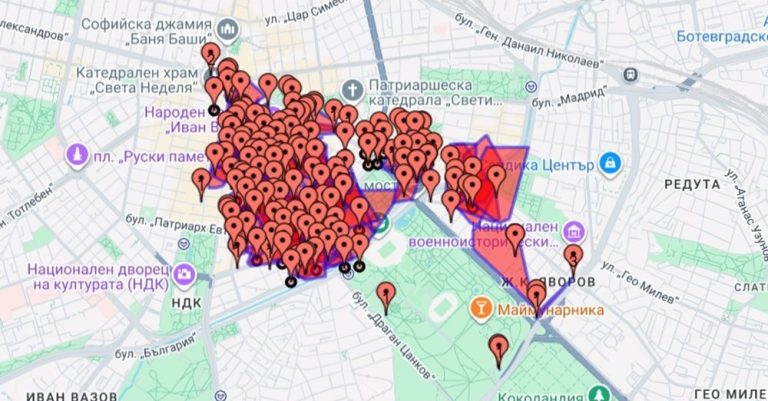 Изненадващо спиране на тока в центъра на София на фона на протест Изненадващо спиране на тока в центъра на София на фона на протест