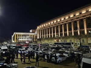 Няма арестувани на протеста в София, полицията конфискува забранени вещи