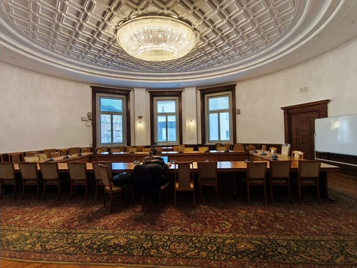 Първото заседание на комисията „Сорос“ се провали: Депутатите не се явиха