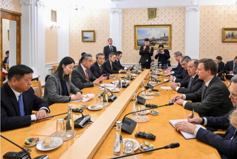 Уан И и Лавров: Защита на резултатите от Втората световна война и противопоставяне на колониалната агресия