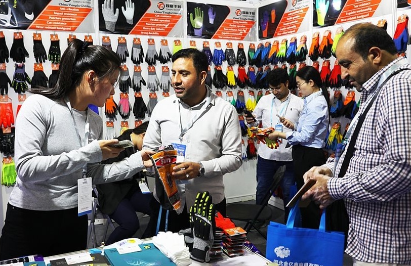 Град Иу отчете рекордна търговия от над 700 милиарда юана