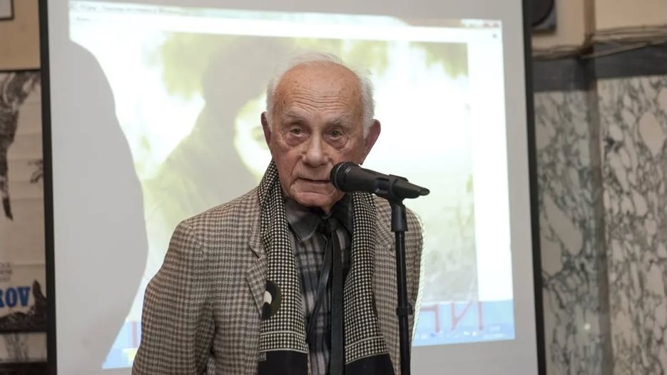 Любен Дилов се сбогува с Найден Вълчев: „Лек път сред звездите, капитане!“